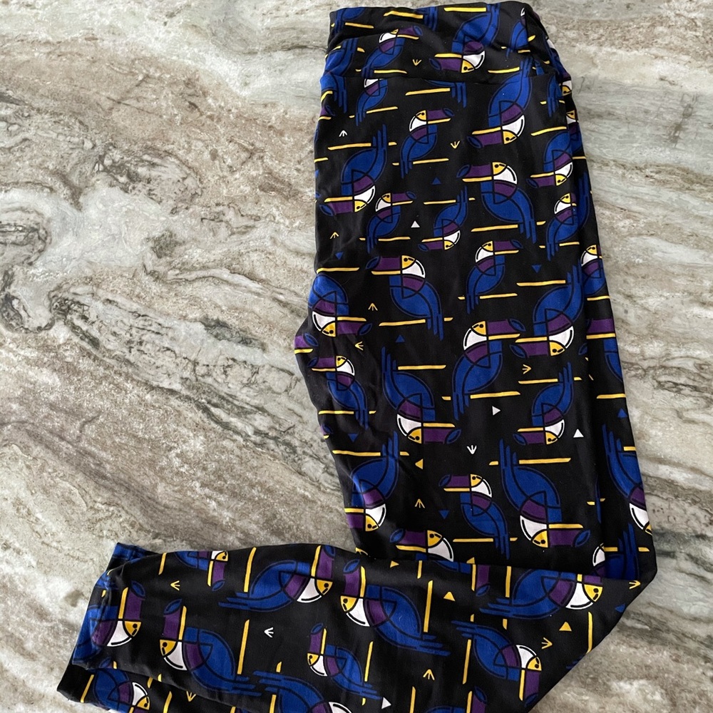 TC Lularoe Leggings - toucans